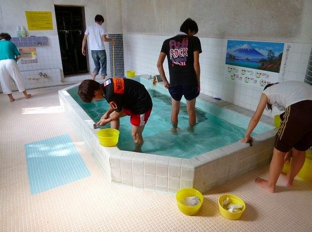 ボランティアの学生さん